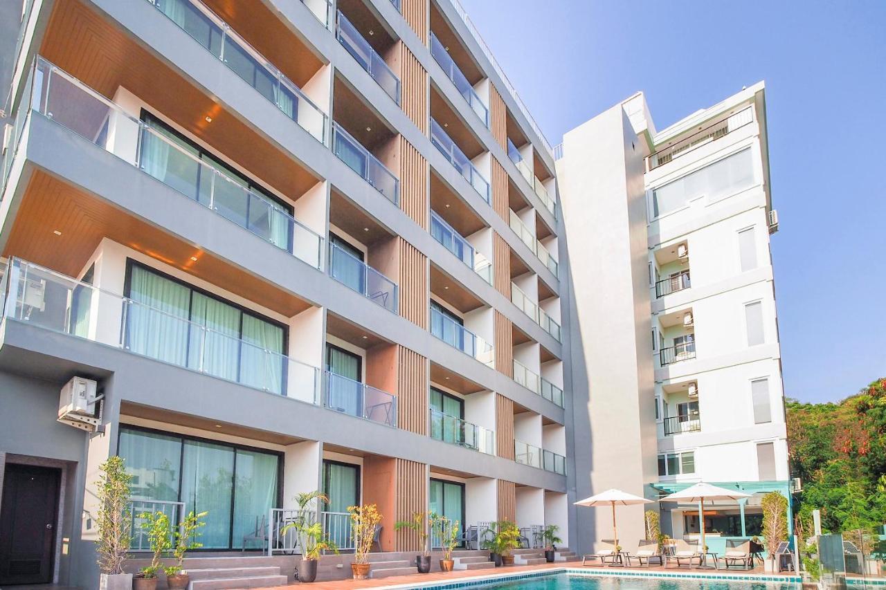 Blooming Hill Boutique Suites Pattaya Exterior photo