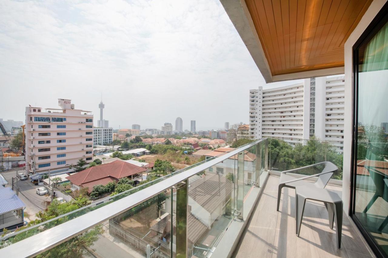 Blooming Hill Boutique Suites Pattaya Exterior photo